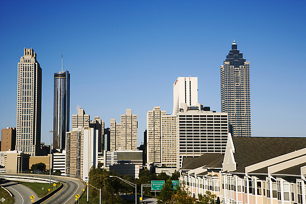 포토 JPG 해외이미지 도로 여행 건축양식 휴가 사람없음 야외 건물 사진촬영 고층빌딩 미국 도시 고속도로 도심 스카이라인 조지아 카피스페이스 해외202004 해외포토 건축물 건축 길 북아메리카 교통시설 빌딩 촬영 공백 동유럽 파일형식 이미지허브