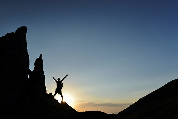 포토 JPG 해외이미지 라이프스타일 행복 실루엣 요가 성공 출입구 관리 이야기 사람없음 평화 우주 등산 하이킹 자유 위험 결심 즐거움 싱글 테라피 안녕 인내 특별함 혼자 해외202004 해외포토 웰빙 감정 컨셉 레저 촬영기법 생활 뷰티 트래킹 인사 파일형식 이미지허브