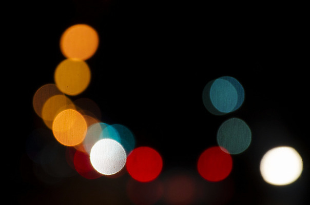 포토 JPG 해외이미지 도로 백그라운드 패턴 가로등 오렌지 상상 자동차 벽지 휴가 거리 사람 사람없음 뒷모습 장식 빨간색 초록색 파란색 컬러풀 노란색 어둠 황혼 줄무늬 시간 점 원형 야간 소프트포커스 일렬 빛망울 광 해외202004 해외포토 자연요소 도형 공공시설 길 육상교통 뷰포인트 컬러 무늬 과일 교통시설 촬영기법 빛 일몰 파일형식 이미지허브