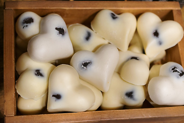 포토 JPG 해외이미지 꽃 선 음식 빵 컨셉 자연 휴식 디저트 건강 사람없음 갈색 쌓기 쿠키 케이크 탑 주방 초콜릿 검은색 스파 화목 빵집 욕실 조약돌 흰색 마사지 달콤 아침식사 설탕 굽기 명상 흰배경 서빙 비누 암초 흙더미 마카롱 고립 샤워실 위생관리 페스츄리 핸드메이드 해외202004 해외포토 식물 건축물 컬러 백그라운드 모션 관리 위생용품 상점 식사 흙 돌_바위 맛 구이 생태계 샤워시설 파일형식 더미 이미지허브