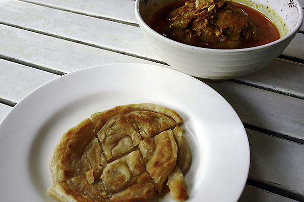 포토 JPG 해외이미지 전통 접시 문화 빵 채소 건강 요리 사람없음 식당 식사 저녁식사 신선 뜨거움 플랫 맛 아침식사 인도인 밀 매움 반죽 서빙 카레 말레이시아 점심식사 라마단 채식주의자 파키스탄 핸드메이드 해외202004 해외포토 외국인 식기 아시아 음식 컨셉 곡류 동양인 상점 채식 파일형식 이미지허브