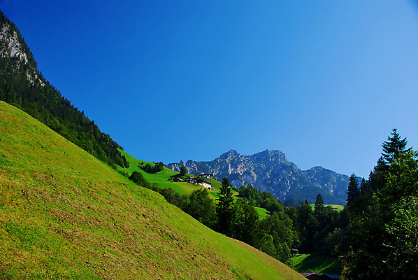 포토 JPG 해외이미지 나무 식물 구름 계절 공원 여행 겨울 자연 하늘 아침 날씨 휴가 산 파노라마 풍경 사람없음 야외 목재 초록색 여름 파란색 햇빛 태양 일출 환경 맑음 얼음 일몰 봄 추위 시골 신선 숲 천국 내추럴 산악지대 절정 해외202004 해외포토 주간 자연요소 공공시설 컬러 재료 촬영기법 노을 생태계 파일형식 이미지허브