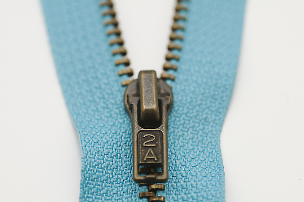 포토 JPG 해외이미지 디자인 옷 백그라운드 가방 일러스트 장신구 사람없음 장식 세트 유행 금속 검은색 직물 오픈 실 당기기 닫기 치아 연결 바느질 플라스틱 가죽 묘사 오브젝트 질감 잠금 땀 지퍼 다리찢기 재단 고립 엘리먼트 스타일 현실 디테일 해외202004 해외포토 잡화 컬러 모션 재질 소화기관 보안 파일형식 이미지허브