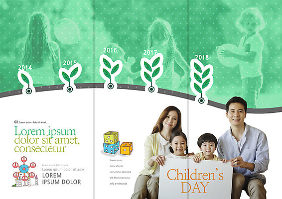 PSD 서양인 템플릿 편집 표지디자인 북디자인 배너 출판디자인 기념일 딸 내지 아들 어린이 리플렛 북커버 3단접지 가족 엄마 나뭇잎 웃음 앉기 소녀 소년 팜플렛 여러명 성인 30대 한국인 아빠 어린이날 연도 주사위 대관람차 이미지템플릿 외국인 여자 남자 다수 잎 관계 모션 표정 사람 동양인 이벤트 장년 놀이기구 파일형식
