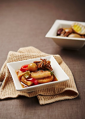 포토 JPG 스튜디오촬영 한식 반찬 실내 사람없음 아웃포커스 계란장조림 장조림 쇠고기장조림 집밥 국내포토 음식 촬영기법 내부 조림 파일형식