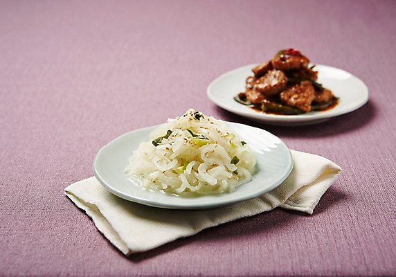 포토 음식 채소 촬영기법 실내 내부 파일형식 아웃포커스 사람없음 JPG 반찬 집밥 한식 나물 떡갈비 무나물 스튜디오촬영 국내포토