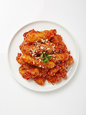 포토 JPG 스튜디오촬영 한식 반찬 실내 사람없음 강정 닭강정 집밥 국내포토 음식 내부 과자 치킨 파일형식