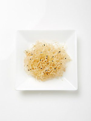 포토 JPG 스튜디오촬영 한식 반찬 실내 사람없음 오징어채 집밥 오징어실채볶음 국내포토 음식 내부 건어물 파일형식