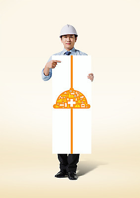 전신 PSD 편집 편집이미지 배너 남자 한명 서기 성인 30대 한국인 가리킴 비즈니스맨 안전모 안전제일 이미지편집 1 비즈니스 모션 사람 동양인 손짓 장년 직장인 헬멧 안전장비 파일형식