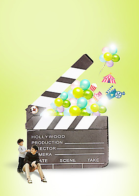 전신 PSD 편집 편집이미지 아들 어린이 가족 서기 앉기 소년 성인 두명 한국인 아빠 클래퍼보드 필름 영화 천막 풍선 이미지편집 남자 관계 모션 문화예술 사람 동양인 파일형식