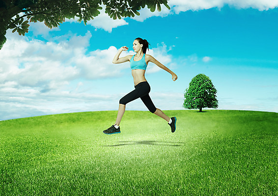 전신 PSD 서양인 나무 구름 편집 편집이미지 여자 하늘 한명 잔디 20대 성인 옆모습 운동복 달리기 운동 이미지편집 자연요소 외국인 식물 1 옷 뷰포인트 모션 건강 사람 청년 파일형식