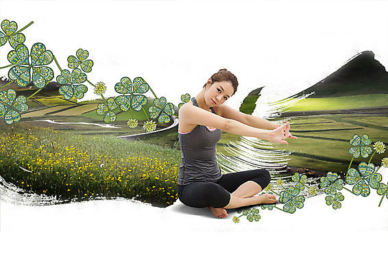 전신 PSD 편집 편집이미지 여자 꽃밭 요가 한명 앉기 20대 성인 운동복 운동 스트레칭 한국인 네잎클로버 이미지편집 식물 1 웰빙 옷 꽃 모션 건강 사람 동양인 청년 클로버 파일형식