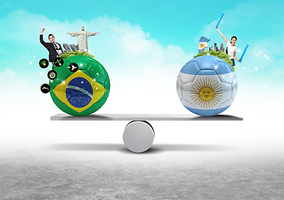 PSD 서양인 구름 편집 편집이미지 여자 남자 축구공 응원 하늘 저울 빌딩 상반신 20대 성인 두명 글로벌비즈니스 비즈니스맨 국기 균형 브라질 막대풍선 아르헨티나 예수상 이미지편집 자연요소 외국인 비즈니스 공 축구용품 사람 청년 건물 글로벌 조형물 응원용품 직장인 남아메리카 풍선 파일형식