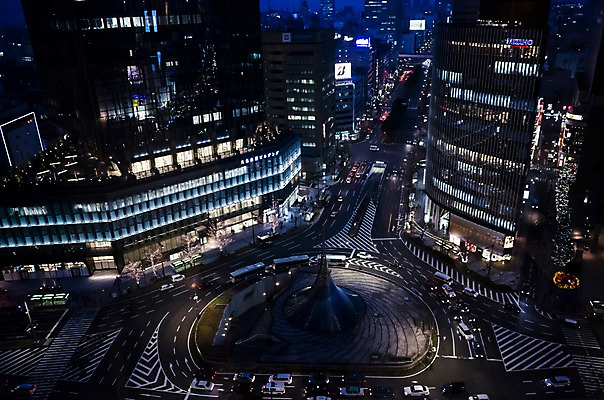 포토 JPG 해외풍경 도로 야경 자동차 빌딩 사람없음 야외 도시풍경 일본 고층빌딩 교차로 나고야 국내포토 해외 아시아 길 육상교통 교통시설 풍경 건물 도시 야간 파일형식 풍경_경치