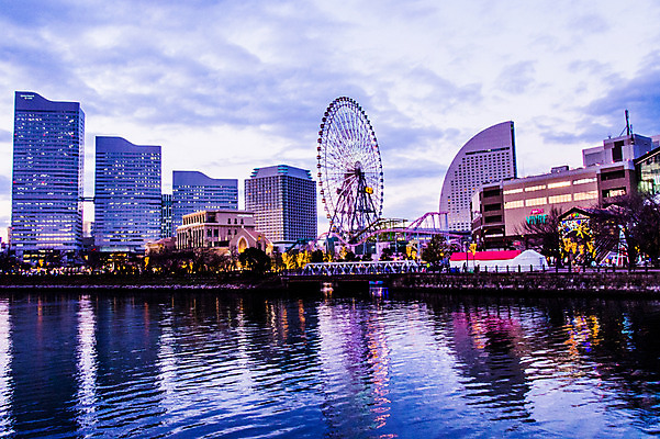 포토 JPG 주간 구름 해외풍경 바다 하늘 빌딩 사람없음 야외 도시풍경 일본 대관람차 요코하마 국내포토 자연요소 해외 아시아 풍경 건물 도시 놀이기구 파일형식