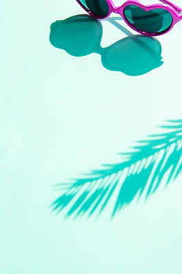 포토 JPG 컬러 백그라운드 나뭇잎 조명 그림자 사람없음 빛 선글라스 공백 투명 국내포토 안경 잎 파일형식