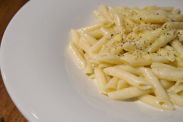 포토 JPG 접시 음식 파스타 서양음식 근접촬영 사람없음 크림소스파스타 파스타면 국내포토 식기 뷰포인트 면류 파일형식