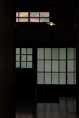 포토 JPG 해외풍경 창문 조명 주택 실내 사람없음 문 일본 마루 일본전통 일본건축 일본가옥 국내포토 전통 해외 아시아 바닥 풍경 내부 건물 동양건축 파일형식