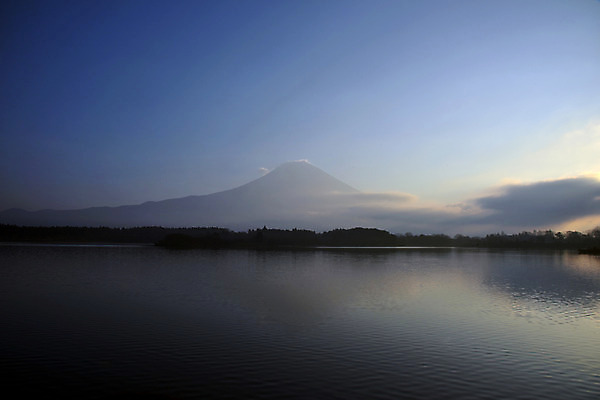 포토 JPG 주간 나무 구름 자연 하늘 산 풍경 사람없음 야외 강 국내포토 자연요소 식물 생태계 파일형식