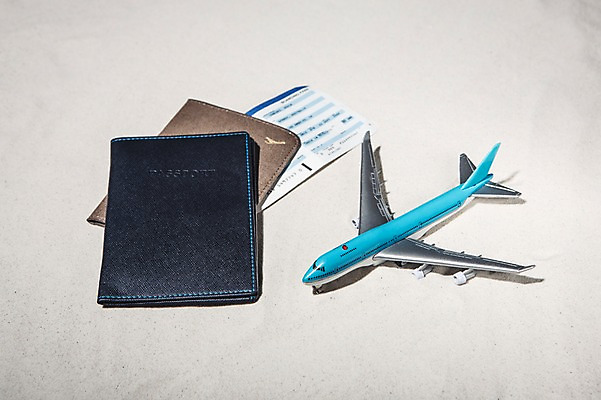 포토 JPG 모래 사람없음 여름 여름휴가 바캉스 항공권 여행용품 비행기모형 여권케이스 국내포토 계절 여행 휴가 비행기 모형 티켓 오브젝트 파일형식 여름_계절