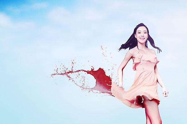 JPG 편집이미지 여자 한명 20대 성인 그래픽 뷰티 한국인 디지털합성 합성 튀는물 미니원피스 디지털아트 의료성형뷰티 편집실사 1 원피스 사람 동양인 청년 CG 액체표현 스플래쉬 파일형식