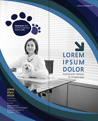 PSD 템플릿 편집 표지디자인 북디자인 출판디자인 여자 표지 화살표 리플렛 2단접지 북커버 의자 청진기 한명 웃음 앉기 팜플렛 상반신 성인 30대 한국인 개 책상 동물병원 수의사 개발자국 반려 이미지템플릿 1 가구 포유류 의료기기 모션 표정 병원 사람 동양인 장년 의사 발자국 파일형식