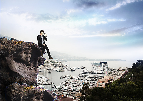 전신 PSD 구름 편집 편집이미지 남자 커피 하늘 티타임 한명 앉기 20대 성인 항구 절벽 한국인 마시기 비즈니스맨 선박 이미지편집 자연요소 1 음료 수상교통 비즈니스 교통시설 모션 휴식 사람 동양인 청년 직장인 파일형식