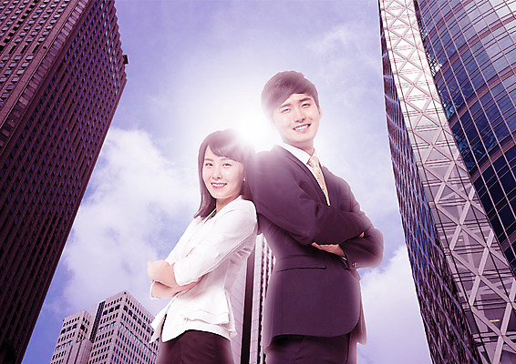 PSD 구름 편집 편집이미지 여자 남자 하늘 웃음 빌딩 상반신 20대 성인 두명 옆모습 팔짱 한국인 등맞대기 비즈니스맨 비즈니스우먼 이미지편집 자연요소 뷰포인트 비즈니스 모션 표정 사람 동양인 청년 건물 직장인 파일형식