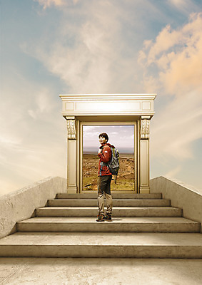 전신 PSD 구름 편집 편집이미지 남자 여행 배낭 하늘 한명 성인 옆모습 30대 문 계단 등산 한국인 등산복 이미지편집 자연요소 1 옷 뷰포인트 가방 사람 동양인 장년 트래킹 파일형식