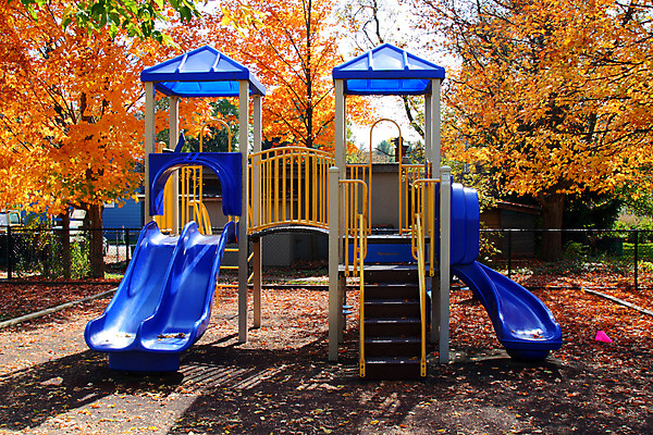 포토 JPG 해외이미지 나무 공원 행복 어린이 놀이 하늘 휴가 안전 사람없음 야외 빨간색 초록색 파란색 컬러풀 운동 노란색 환경 활발 장비 성장 게임 미끄럼틀 놀이터 위험 플라스틱 향수 그네 오르기 주말 최초 설정 개발 무료 해외202004 해외포토 식물 공공시설 감정 컬러 컨셉 모션 재질 건강 사람 화장품 놀이기구 파일형식 이미지허브