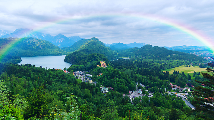 포토 JPG 해외이미지 나무 구름 계절 여행 무지개 건축양식 자연 하늘 날씨 산 파노라마 풍경 사람없음 야외 건물 가로 초록색 여름 햇빛 탑 계곡 침묵 활발 궁전 시골 성 중세 숲 땅 언덕 내추럴 삼림지대 현상 바이에른 바이에른사람 해외202004 해외포토 자연요소 식물 건축물 건축 컬러 컨셉 고건축 독일 촬영기법 태양 소리 역사 생태계 파일형식 이미지허브
