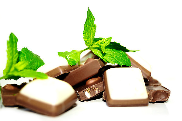 포토 JPG 해외이미지 식물 라이프스타일 음식 잎 재료 자연 디저트 건강 사탕 사람없음 초록색 빛 약 갈색 쌓기 초콜릿 어둠 주스 흰색 달콤 맛 유혹 약국 민트 허브 아로마 땅콩 코코아 카카오 해외202004 해외포토 음료 컬러 컨셉 의학 모션 생활 견과류 생태계 파일형식 이미지허브