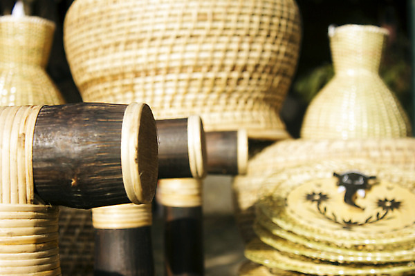 포토 JPG 해외이미지 디자인 가구 패턴 의자 지팡이 표면 추상 기술 사람없음 내부 목재 장식 농장 갈색 노란색 바구니 우주 힘 바 시장 닫기 대나무 유기농 질감 각도 섬유 망사 밀짚 짜임 대각선 내추럴 등나무 옛날 짜기 핸드메이드 해외202004 해외포토 나무 웰빙 선 컬러 생활용품 무늬 농업 재료 모션 직물 짚 파일형식 이미지허브