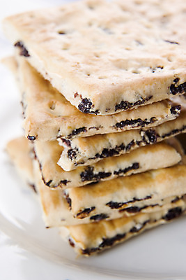 포토 JPG 해외이미지 스튜디오촬영 음식 사람없음 세로 컬러풀 이탈리아 닫기 이탈리아음식 달콤 건포도 블러 가리발디 해외202004 해외포토 유럽 컬러 모션 포도 서양음식 실내 맛 위인 건과일 정치가 파일형식 이미지허브