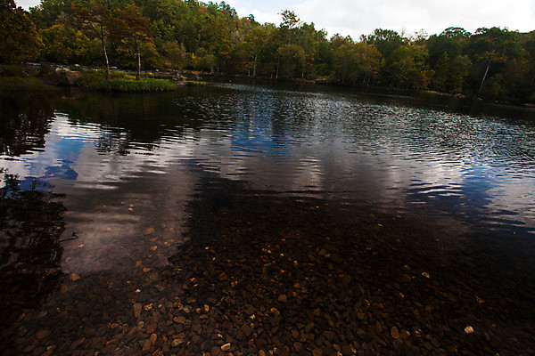포토 JPG 해외이미지 구름 호수 자연 하늘 숙이기 풍경 사람없음 물 반사 시골 활 내추럴 깨짐 해외202004 해외포토 자연요소 포즈 컨셉 생태계 파일형식 이미지허브
