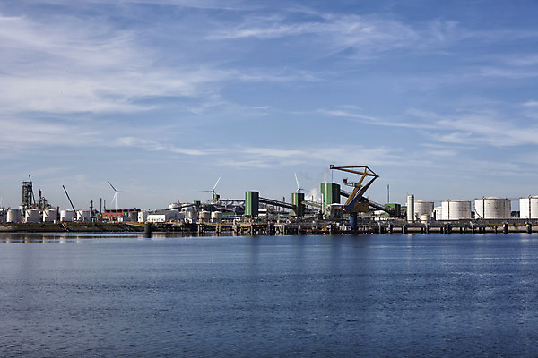 포토 JPG 해외이미지 식물 산업 비즈니스 공장 굴뚝 사람없음 글로벌 환경 탑 힘 장비 에너지 환경오염 제조 휘발유 석유 수증기 탱크 화석 연료 가스 수납 튜브 공학 단상 펌프 유조선 조감도 파이프라인 화학물질 해외202004 해외포토 건축물 교육 컨셉 공업 화학 파이프_관 파일형식 이미지허브