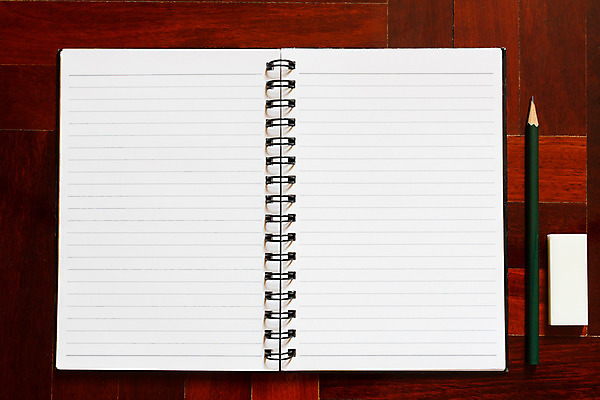 포토 JPG 해외이미지 종이 백그라운드 컨셉 비즈니스 사람없음 책 연필 다이어리 쪽지 공책 흰색 책상 오브젝트 지우개 문서 페이지 해외202004 해외포토 컬러 가구 문구용품 학용품 필기구 사무용품 파일형식 이미지허브