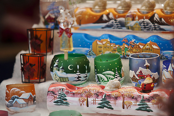 포토 JPG 해외이미지 계절 크리스마스 겨울 사람없음 장식 빛 축제 축하 화려 12월 해외202004 해외포토 기념일 컨셉 날짜 파일형식 이미지허브