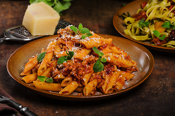 포토 JPG 해외이미지 접시 음식 백그라운드 토마토 채소 탁자 치즈 파스타 파슬리 스파게티 육류 요리 사람없음 목재 가로 초록색 식당 식사 저녁식사 치킨 이탈리아 소고기 흰색 시골 신선 고명 정상 허브 준비 매움 바질 점심식사 다진 라자냐 바이오 볼로냐 해외202004 해외포토 나무 식물 식기 유럽 컬러 가구 식재료 재료 유제품 서양음식 상점 이탈리아음식 맛 닭고기요리 파일형식 이미지허브