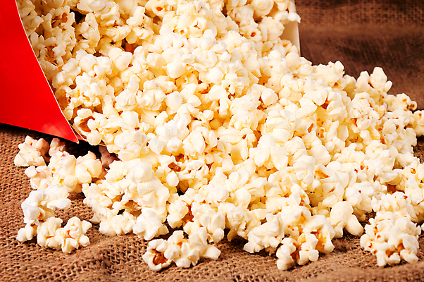 포토 JPG 해외이미지 모양 어린이 음식 백그라운드 디저트 옥수수 사람없음 가로 상자 과자 축제 텔레비전 식사 흰색 대접 신선 뜨거움 달콤 맛 정크푸드 설탕 먹기 팝콘 솜털 흙더미 인기 작살 채식주의자 포도당 해외202004 해외포토 컬러 컨셉 모션 곡류 사람 전자제품 흙 채식 파일형식 더미 이미지허브