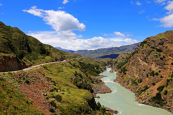 포토 JPG 해외이미지 도로 호수 여행 풍경 사람없음 물 여름 파란색 강 미국 새벽 트래킹 폭포 흐름 가을 고속도로 개울 숲 속도 순환 칠레 남쪽 민물 제빵사 채널 터키석 해외202004 해외포토 자연요소 직업 계절 길 컬러 컨셉 북아메리카 교통시설 모션 자연 레저 남아메리카 보석 방향 파일형식 이미지허브