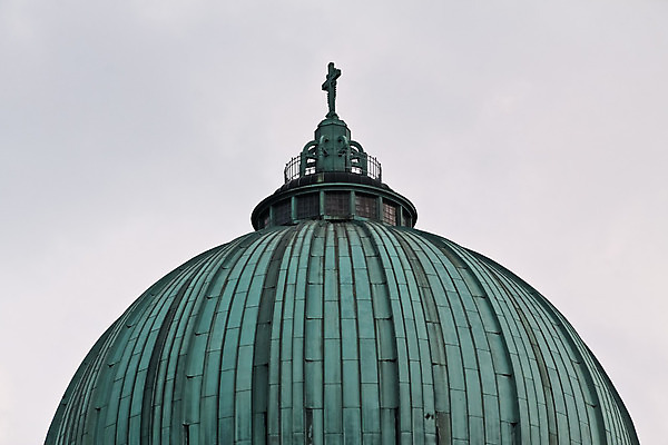 포토 JPG 해외이미지 유럽 기독교 종교 십자가 건축양식 기념 사람없음 건물 교회 믿음 슬픔 기도 죽음 도시 역사 비엔나 오스트리아 묘사 신성 숭배 신앙심 해외202004 해외포토 건축물 건축 감정 나라 종교건축 파일형식 이미지허브