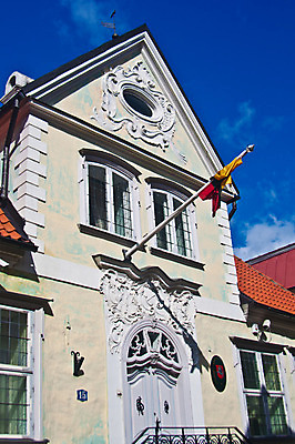 포토 JPG 해외이미지 외관 건축양식 주택 사람없음 야외 건물 맑음 도시 중세 타운 에스토니아 옛날 해외202004 해외포토 건축물 건축 유럽 날씨 역사 파일형식 이미지허브