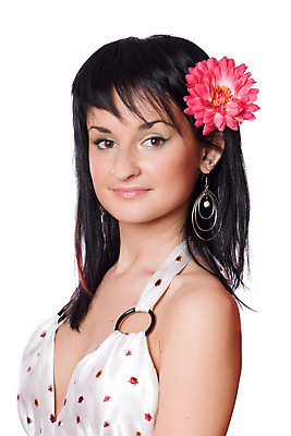 포토 JPG 해외이미지 백인 모델 1 웰빙 응시 드레스 꽃 행복 포즈 휴식 갈색머리 종류 한명 미소 세로 컬러풀 유행 검은색 흰색 표현 신선 화려 우아함 저녁 유혹 공상 고립 인공 스타일 표현성 완전 해외202004 해외포토 서양인 식물 헤어스타일 시선 옷 감정 컬러 컨셉 표정 사람 야간 파일형식 이미지허브