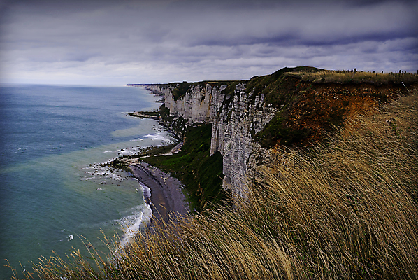 포토 JPG 해외이미지 구름 바다 자연 풍경 사람없음 야외 절벽 프랑스 부식 분필 노르망디 폭풍우 해외202004 해외포토 자연요소 유럽 비_날씨 자연재해 초크 생태계 파일형식 이미지허브