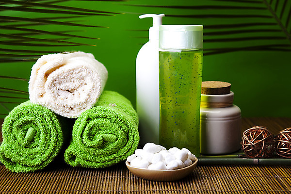 포토 JPG 해외이미지 라이프스타일 선 신체 건강 사람없음 스파 목욕 화장품 욕실 마사지 사발 고급 소중 소금 비누 향 아로마테라피 테라피 샤워실 위생관리 이국적 해외202004 해외포토 컨셉 관리 생활 위생용품 뷰티 청결 사기그릇 샤워시설 파일형식 이미지허브