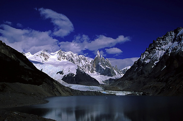 포토 JPG 해외이미지 구름 호수 겨울 밭 자연 하늘 휴가 스키 산 파노라마 풍경 사람없음 야외 물 얼음 트래킹 캠핑 하이킹 추위 시골 황무지 남아메리카 북극 언덕 그림 빙하 지역 남쪽 아르헨티나 내추럴 절정 해외202004 해외포토 자연요소 계절 농업 레저 겨울스포츠 촬영기법 아메리카 극지방 방향 생태계 파일형식 이미지허브
