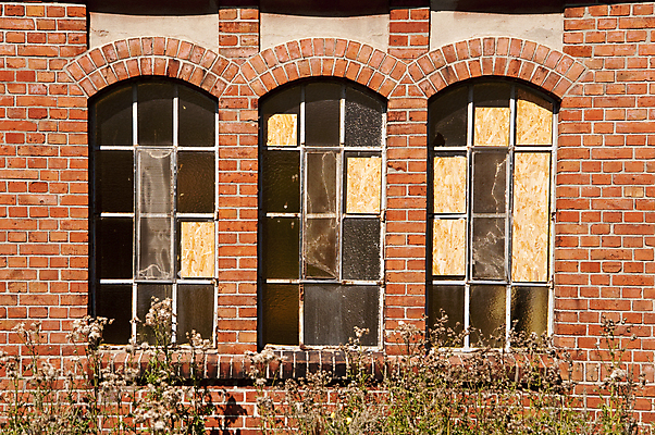 포토 JPG 해외이미지 산업 건축양식 창문 주택 굴뚝 사람없음 건물 문 도시 묘사 타운 옛날 해외202004 해외포토 건축물 건축 파일형식 이미지허브