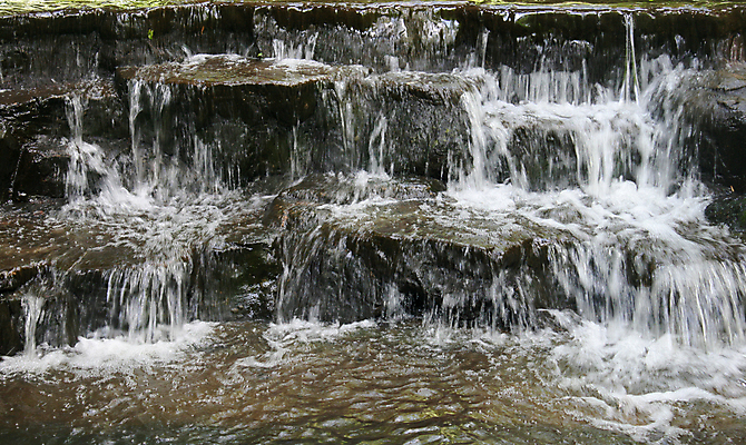 포토 JPG 해외이미지 나무 백그라운드 자연 산 풍경 사람없음 물 강 폭포 젖음 가을 흰색 신선 당구 암초 해외202004 해외포토 자연요소 식물 계절 컬러 구기 생태계 파일형식 이미지허브