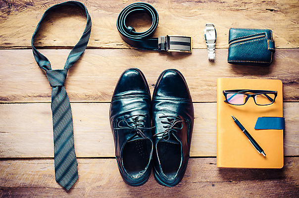 포토 JPG 해외이미지 디자인 계절 남자 안경 신발 패턴 비즈니스 사람없음 빛 펜 갈색 유행 세일 공책 수확 벨트 쌍 클래식 고급 우아함 가죽 싱글 복고 광택 양발 운동화끈 정중 스타일 힙스터 유일 해외202004 해외포토 잡화 패션 컬러 컨셉 무늬 농업 문구용품 사람 필기구 끈 파일형식 이미지허브